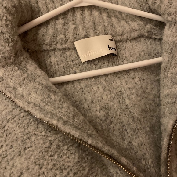 NWT Wilfred Free Marilyn Sweater - Picture 4 of 5